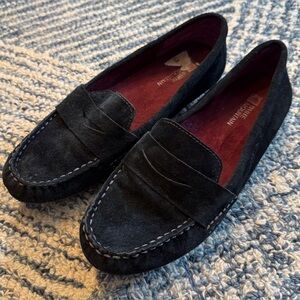 WHITE MOUNTAIN Black Suede Driving Loafers